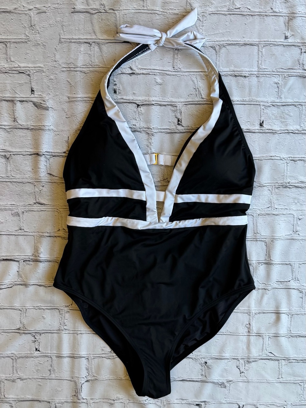 La Blanca Black & White Swimsuit One Piece Size 16 Beach Vacation Womens